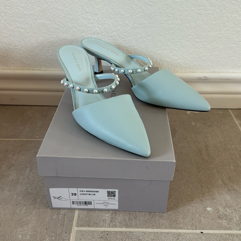 Light blue kitten heel mules